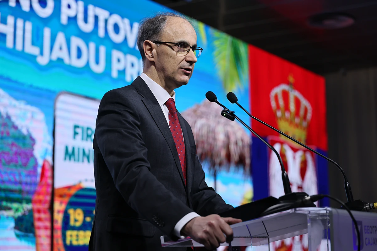 Professor Dr Đuro Macut — official portrait